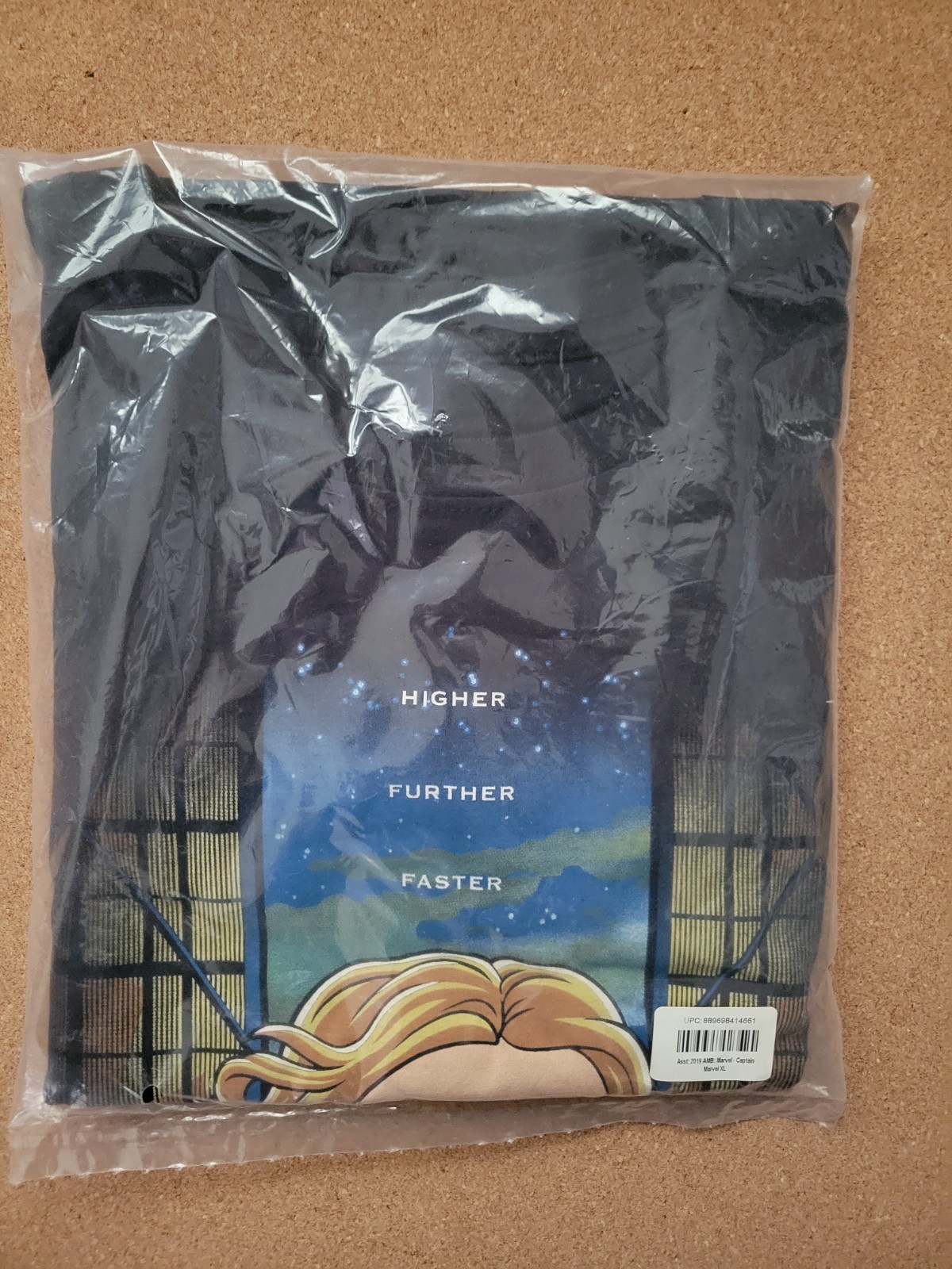 FUNKO POP MARVEL UNIVERSE T-SHIRTS XL M