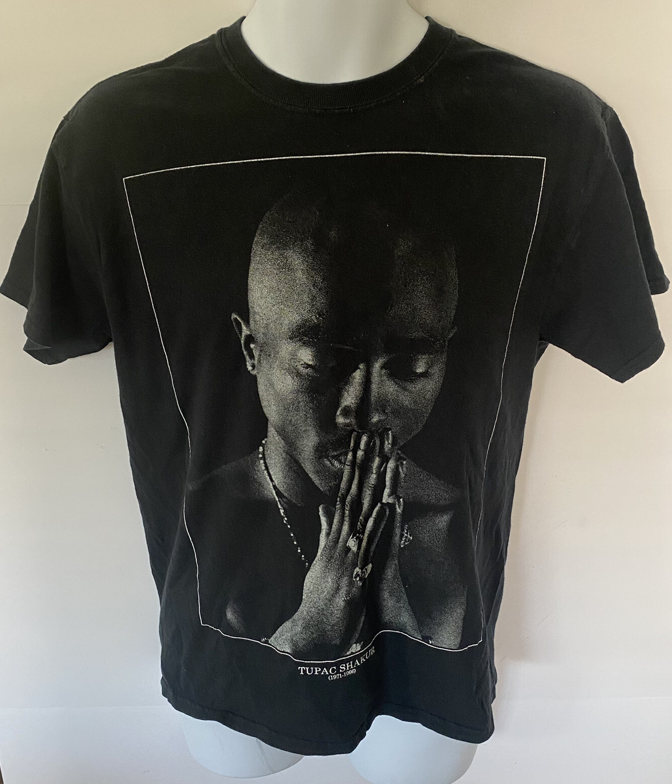BRAVADO TUPAC SHAKUR 2PAC 1971-1996 T Shirt Rap Black Tee – Size M
