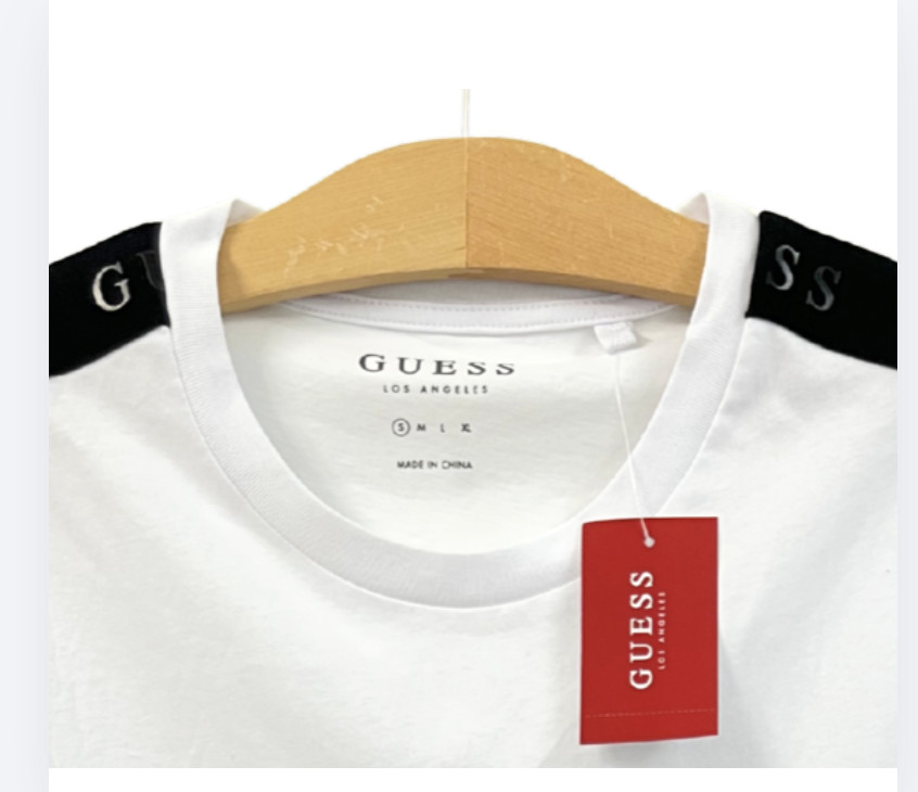 NWT GUESS Los Angeles Men’s White Logo Tape T Shirt Crew Neck Size S