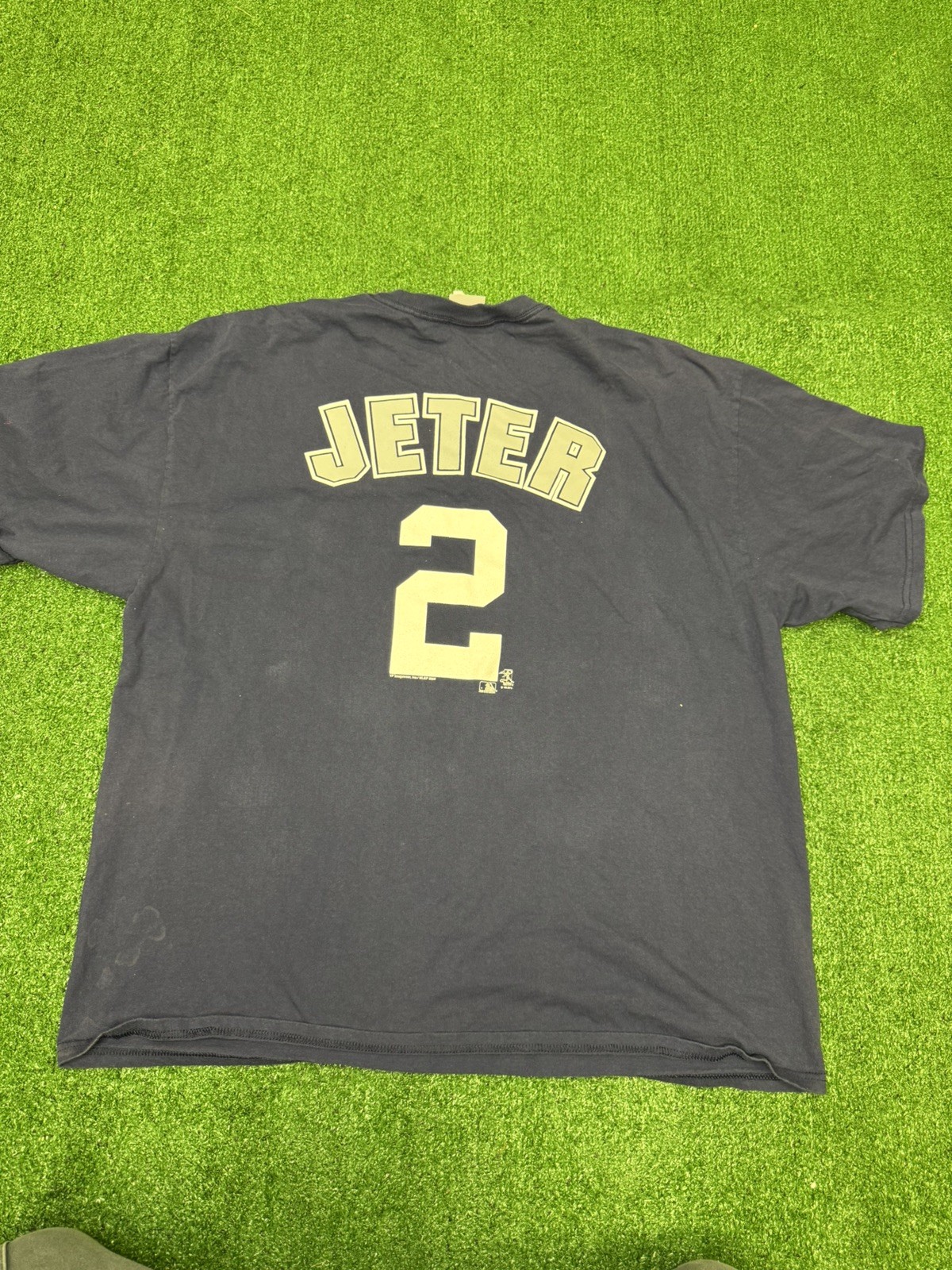 Vintage New York Yankees Derek Jeter #2 Mens 3XL MLB Navy Blue Genuine T-Shirt