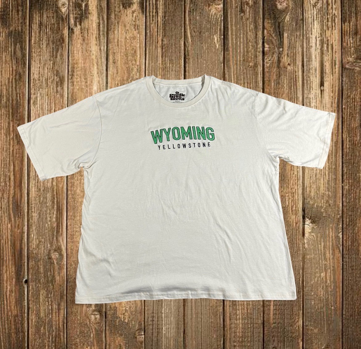 GOODIE TWO SLEEVES WYOMING EMBRIOIDERD YELLOWSTONE GRAPHIC BACK PRINT T-SHIRT