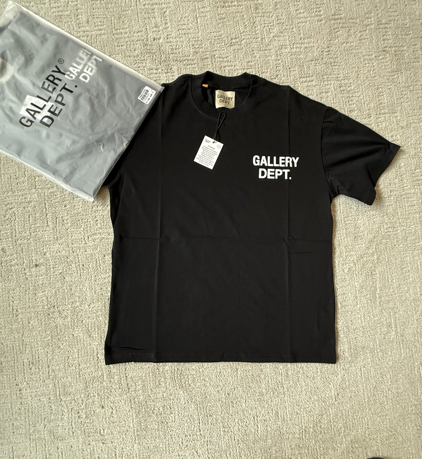 Gallery Dept. Black T (Size Medium)