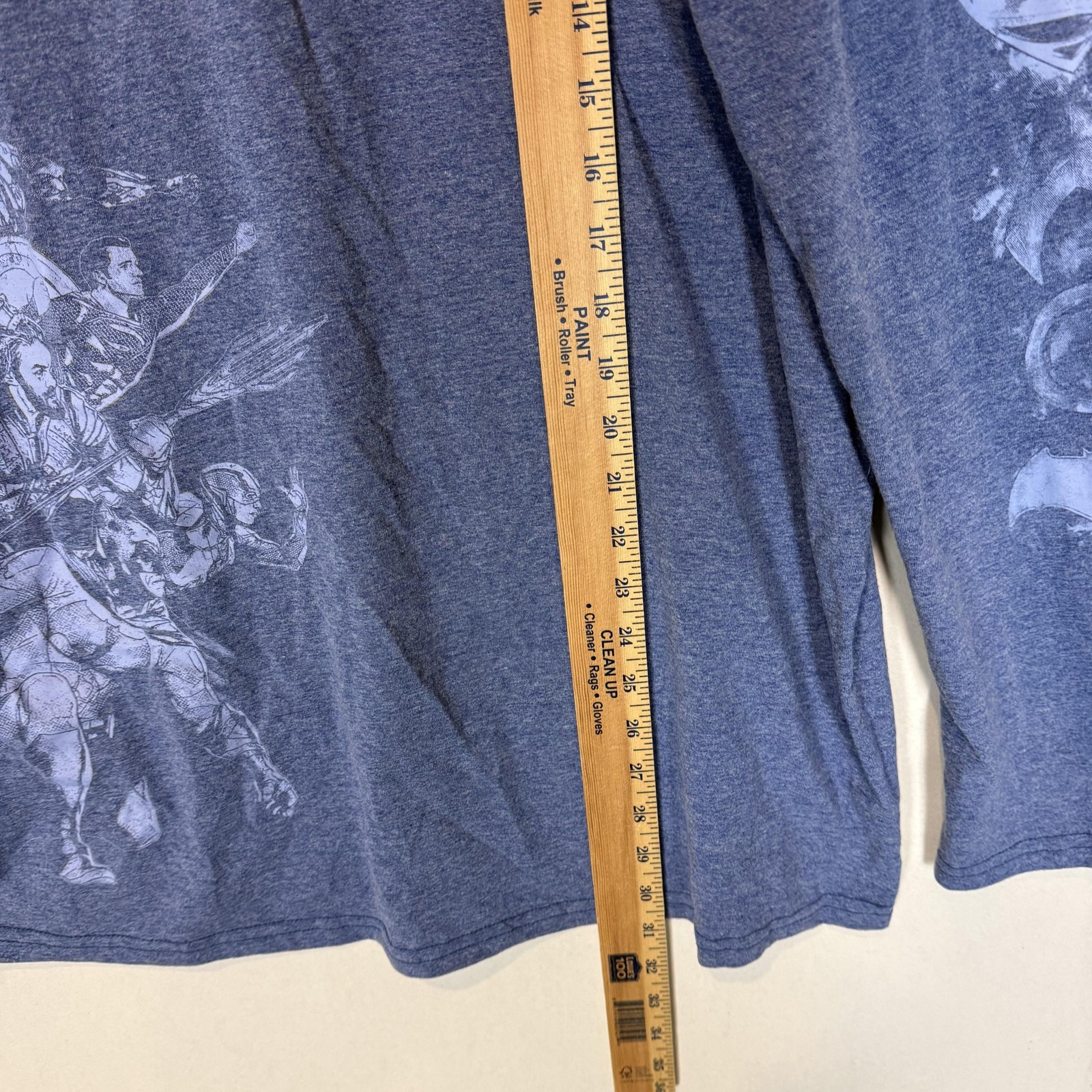 Justice League Shirt Mens XL Blue Long Sleeve Batman Superman Graphic Tee