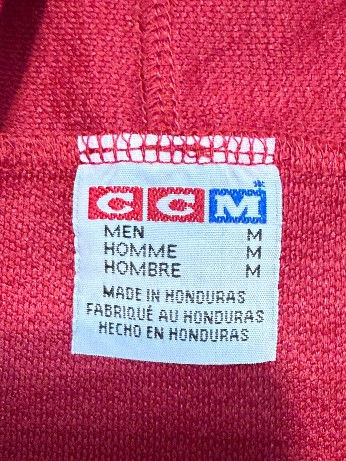 CCM Jersey Men&rsquo;s Size Medium Red Gold UMD Summer Hockey Camp
