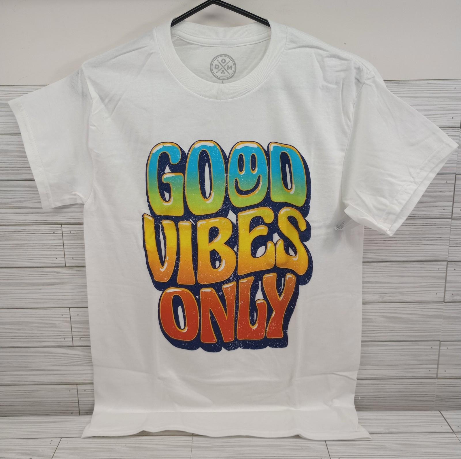 NWT Men&rsquo;s Small DOM 100% Cotton Graphic Novelty White T-shirt &lsquo;Good Vibes Only&rsquo;