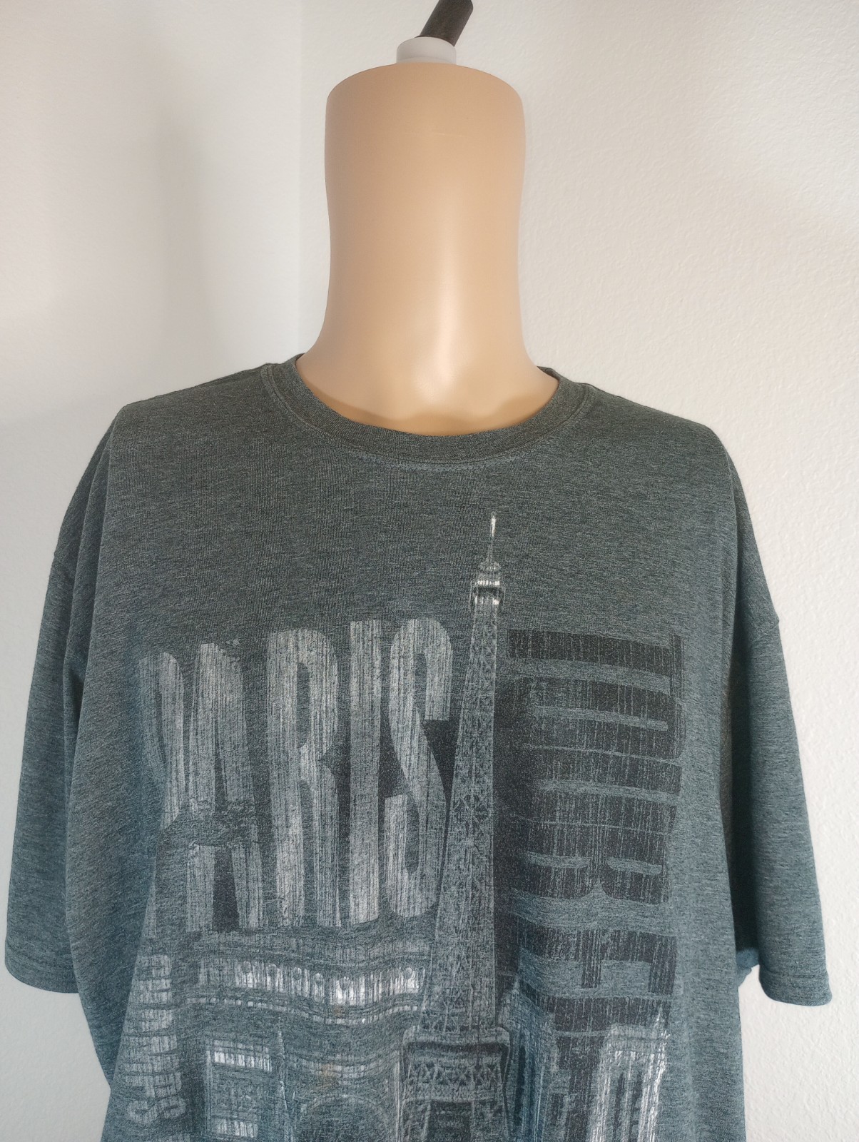 Gildan Mens 2XL 65% Polyester 35% Cotton Crew Neck SS Paris France Gray Graphic