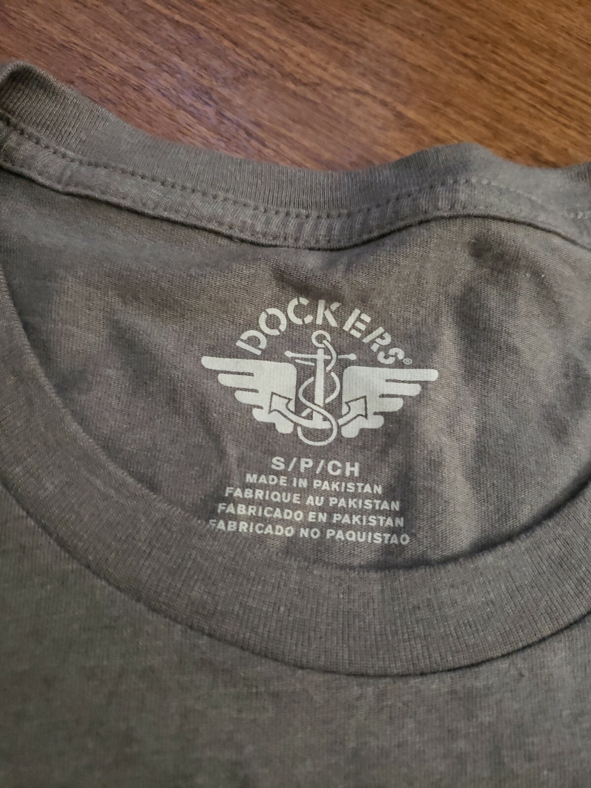 Dockers Men’s Graphic Logo Tee Short Sleeve Gray Size Small New With Tags