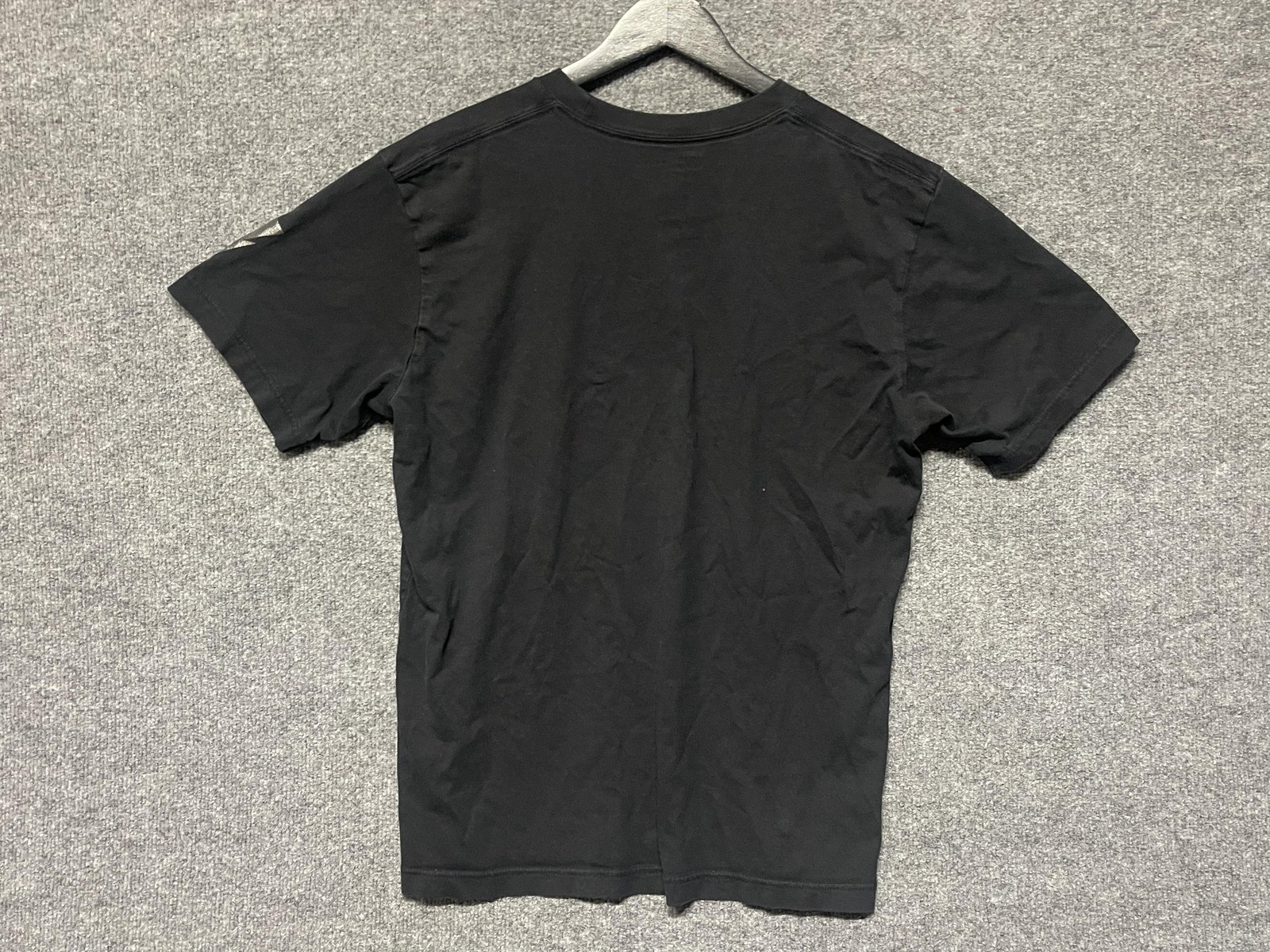 Uniqlo UT Archive Metal Gear Rising Shirt Mens Large Black Raiden Video Game Tee
