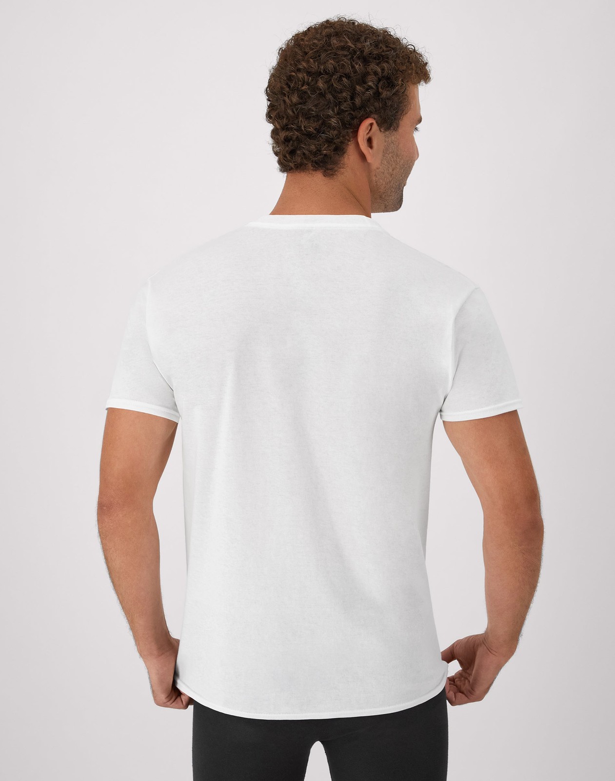 Hanes Men&rsquo;s FreshIQ Undershirt 6-Pack V-Neck Men&rsquo;s Shirts TAGLESS Comfort Soft