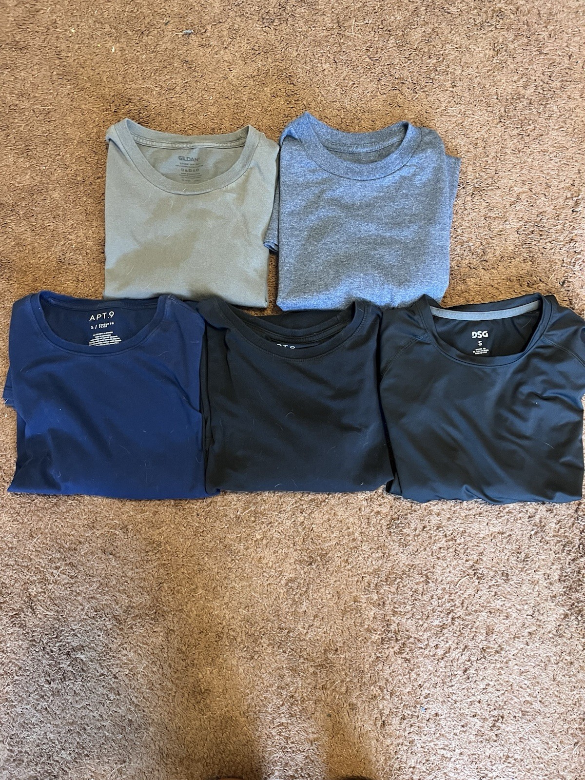 Gildan APT.9 Premier Flex DSG Men&rsquo;s Size S Crew Shirts Lot of 5