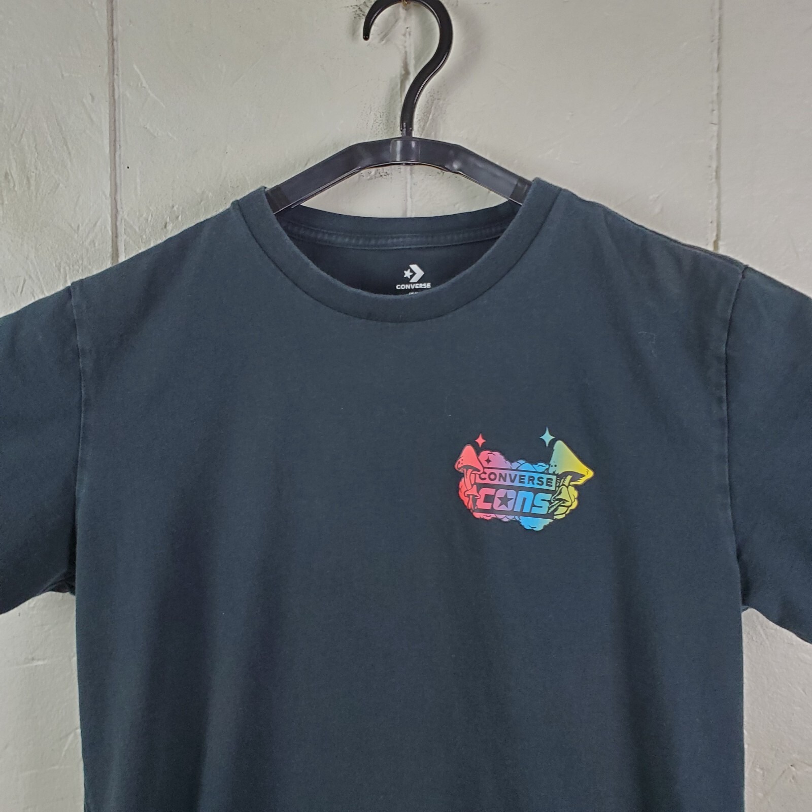 Converse Shirt Mens Medium Black Crew Neck Short Sleeve Graphic Stretch Pullover