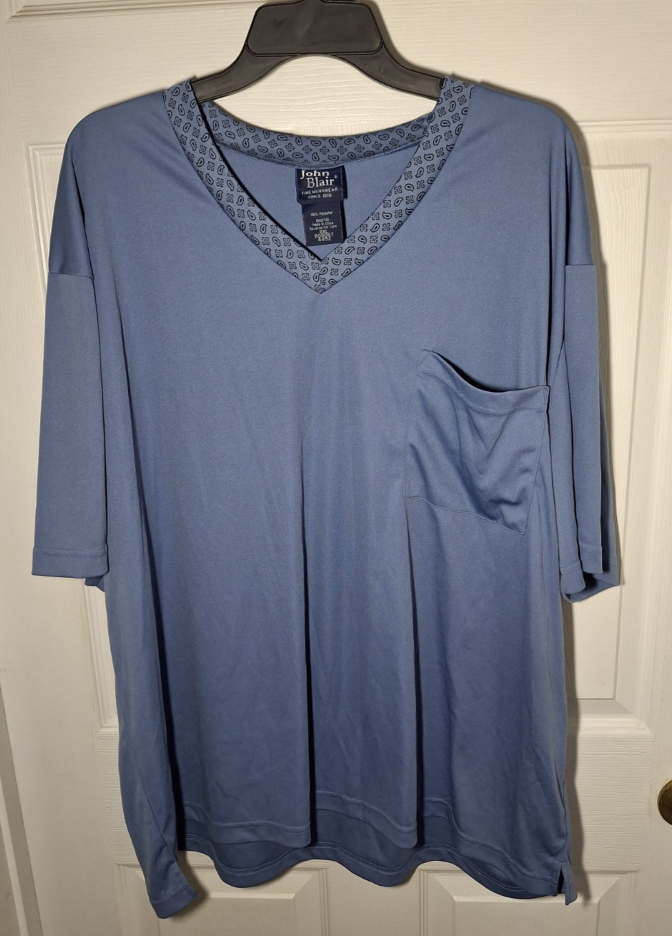 John Blair Casual blue v-neck shirt polyester pocket used fine menswear