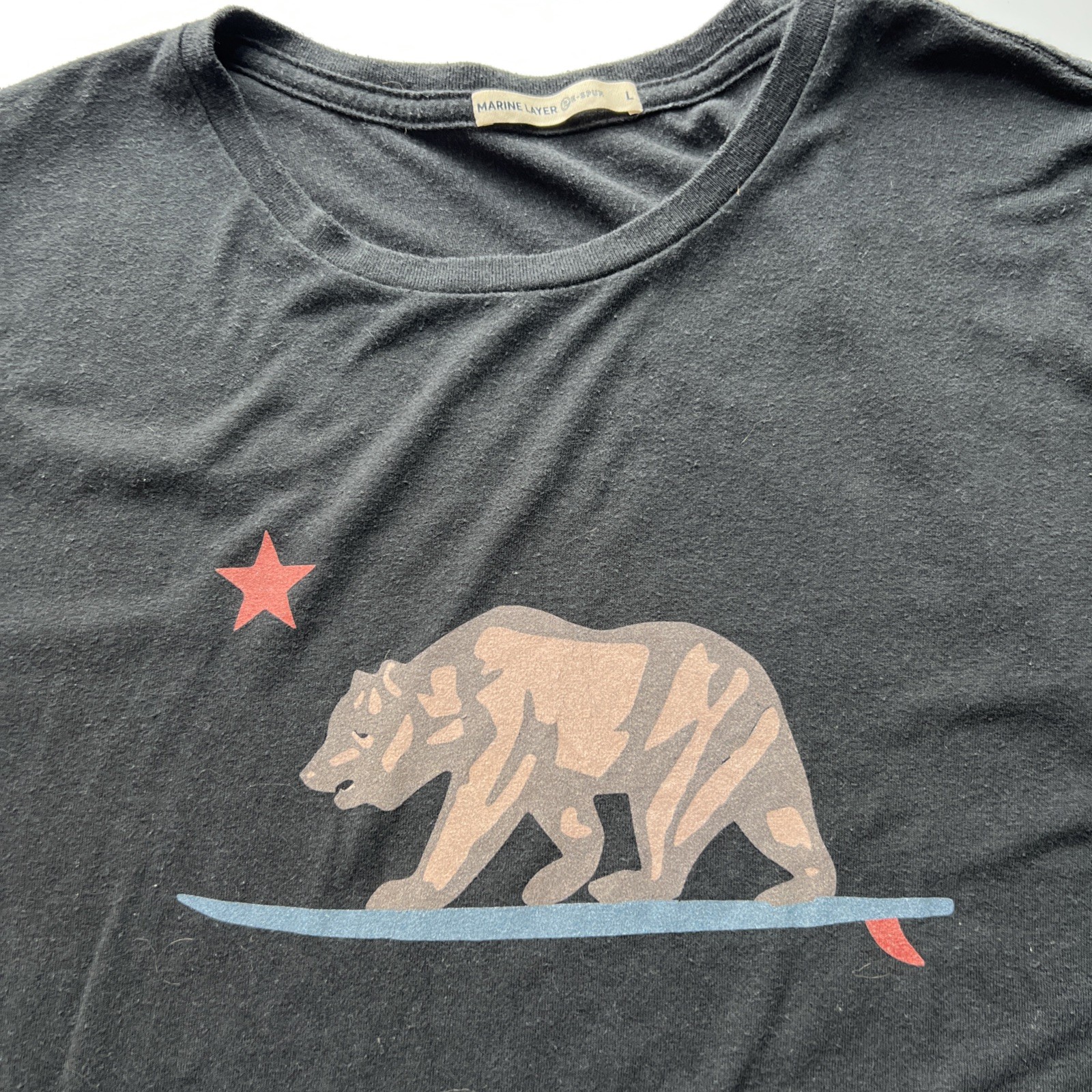 Marine Layer Re-Spun T Shirt Men&rsquo;s Large Black California Surfing Bear Graphic