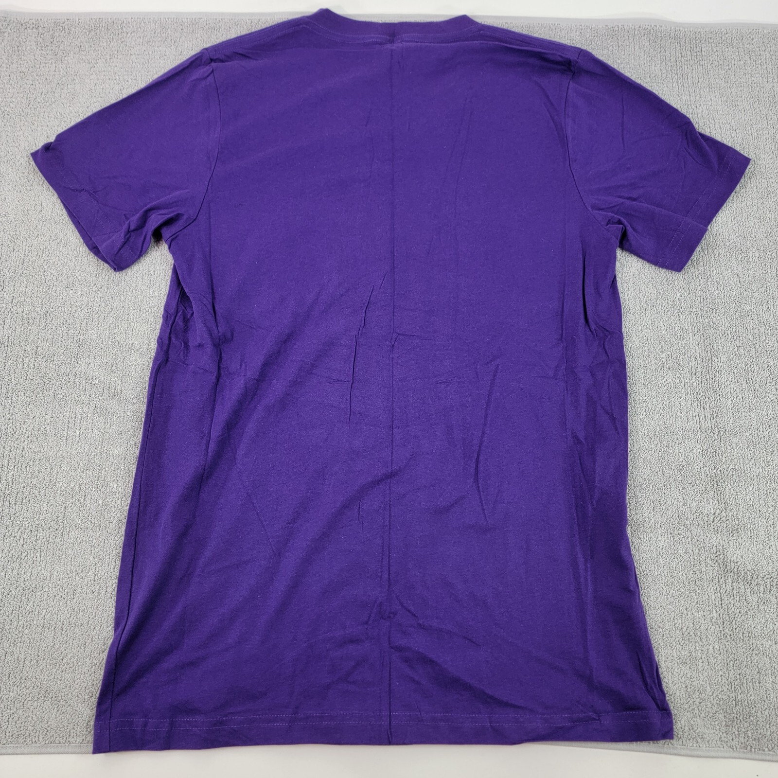 Only Elephants Should Wear Ivory Adult T-Shirt Size Medium Purple V-Neck NEW