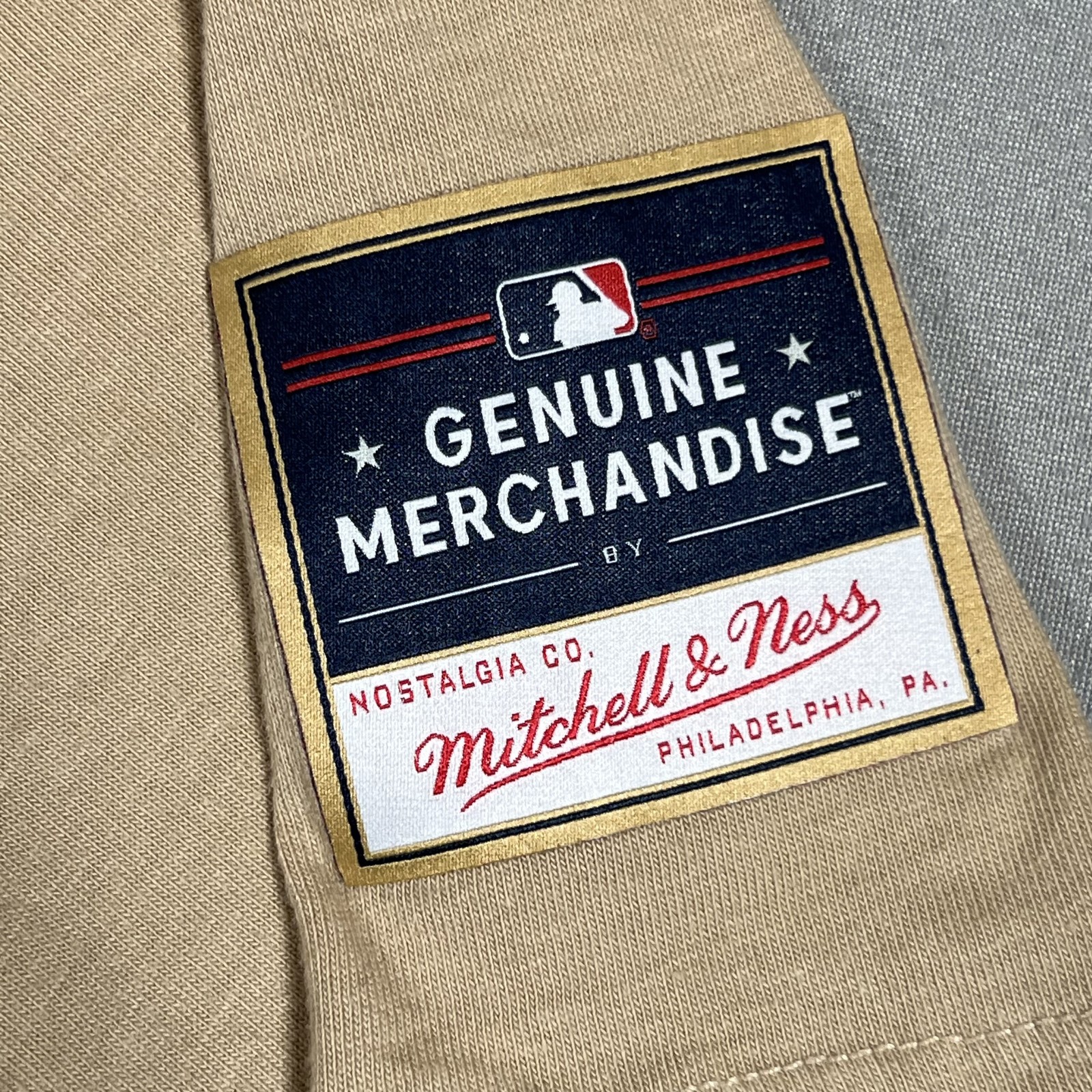 Mitchell & Ness New York Yankees MLB Graphic T-Shirt Mens Size L Tan Brown Retro