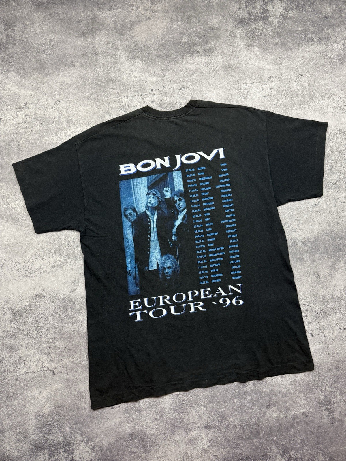 Vintage 1996 Bon Jovi These Days Rare Tour T-Shirt Single Stitch Black Size XL