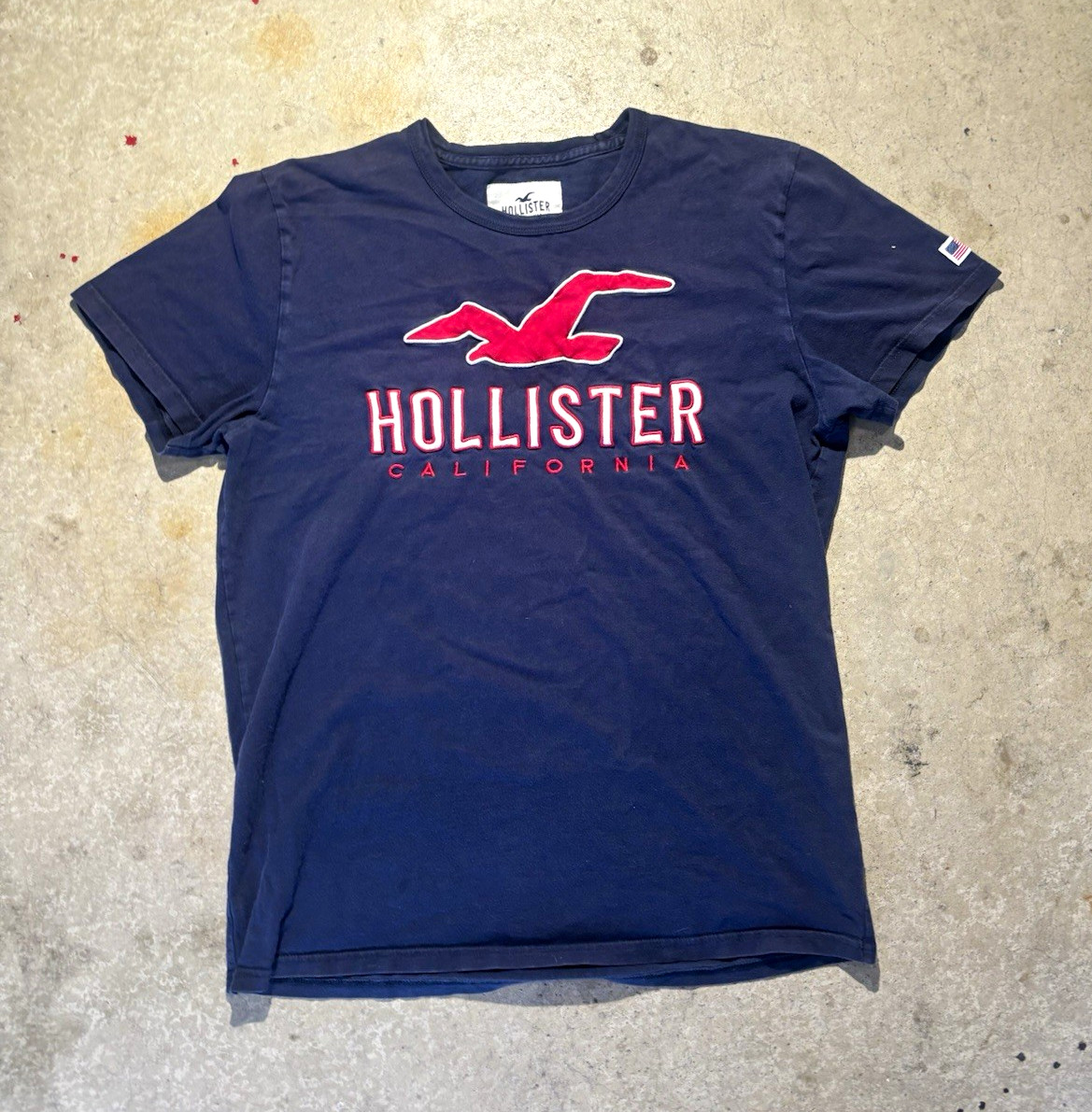Hollister Men&rsquo;s L T-Shirt Blue Short Sleeve Crew Neck Graphic Logo California