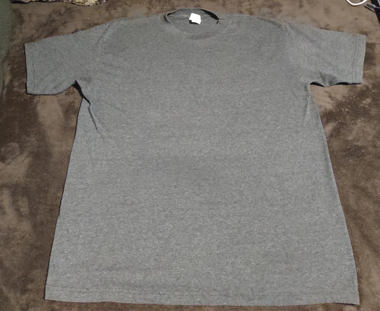 Shaka Active Men&rsquo;s Size XL Solid Gray Crew Neck T-shirt