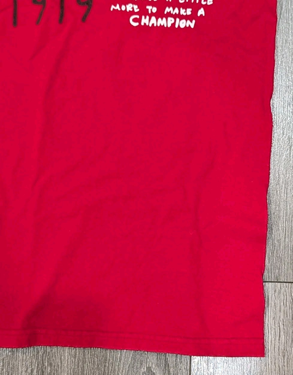 Vintage Champion Logo T-shirt Men&rsquo;s Size Small Tee Red T-shirt 100% Cotton