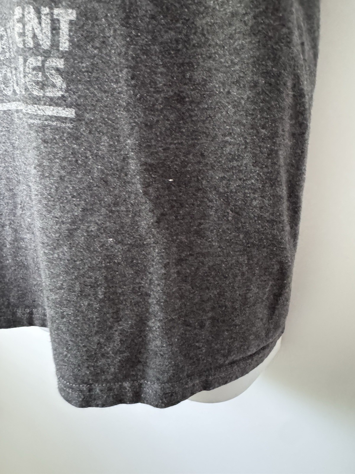 Atari Entertainment Technologies Gray 50/50 Cotton blend graphic Logo T-Shirt M