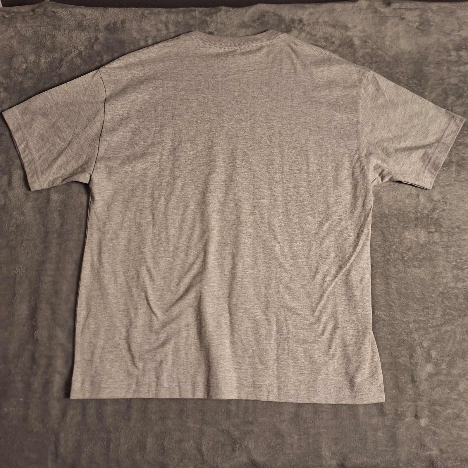 Elf Anime Manga Gaming Graphic T-Shirt Grey Size Large Japan Art Short Sleeve
