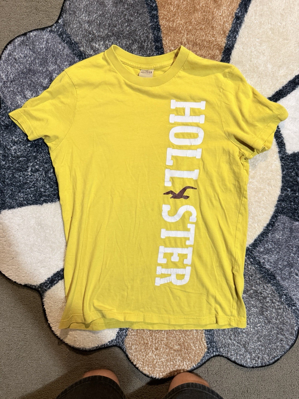 Y2K Vintage Yellow Hollister Shirt Men’s Small