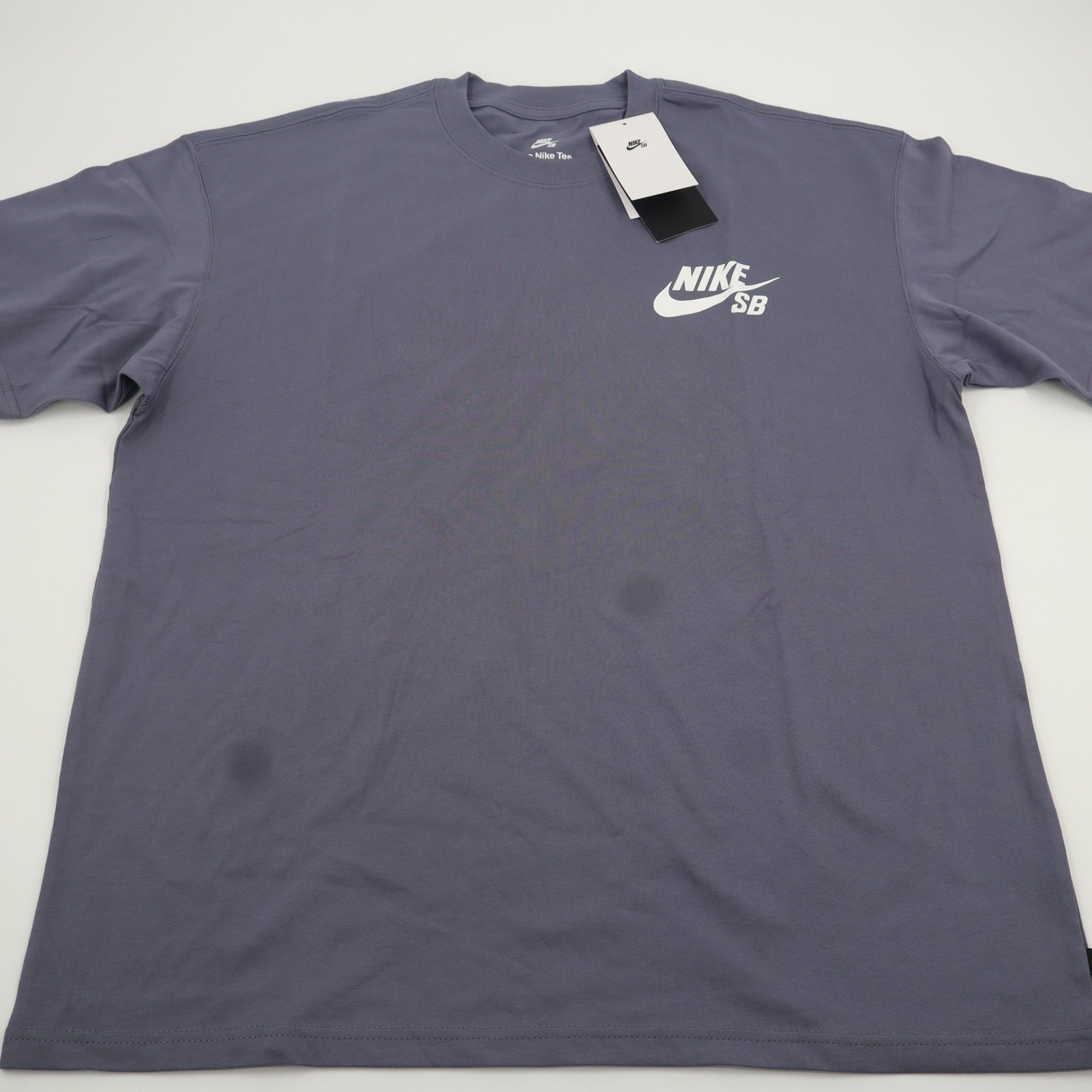 Nike SB Mens Loose Fit Graphic T-Shirt Purple DC7817-003 Size Large NWT