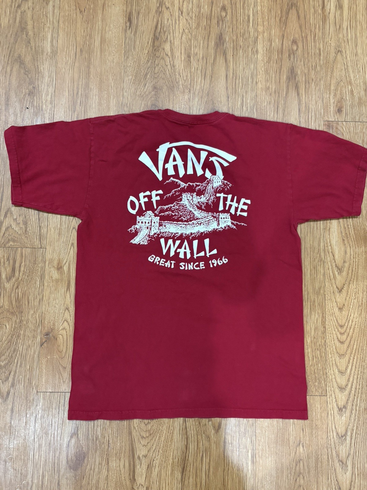 Vans Off The Wall Great Wall Of China Short Sleeve Red Men&rsquo;s T-Shirt Size Medium