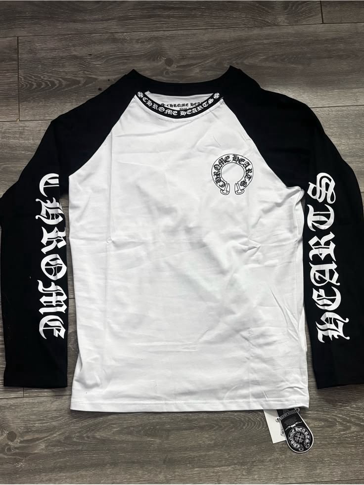 Chrome Hearts White/Black Raglan Long Sleeve Graphic Logo Tee Crew Neck L NWOT