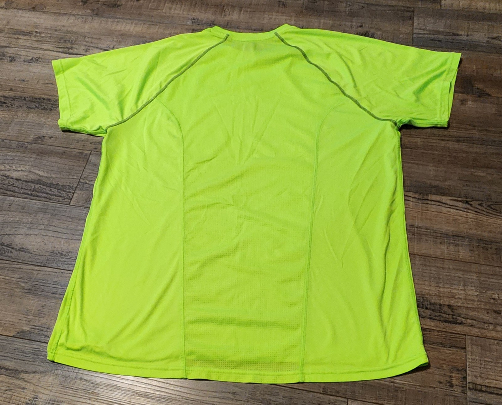 UNDER ARMOUR Neon Green MENS TSHIRT ADULT Maybe Size Large? Tag Is Worn 1390