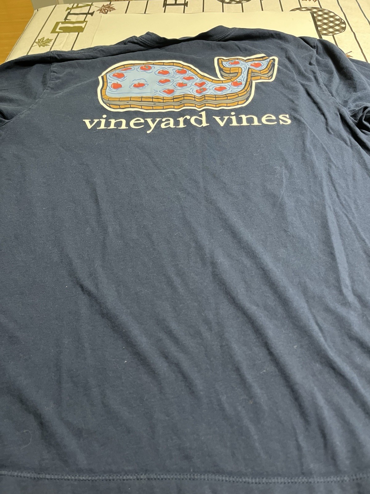 Vineyard Vines Bobbing For Apples Logo Down Long Sleeve Whale Logo Shirt L