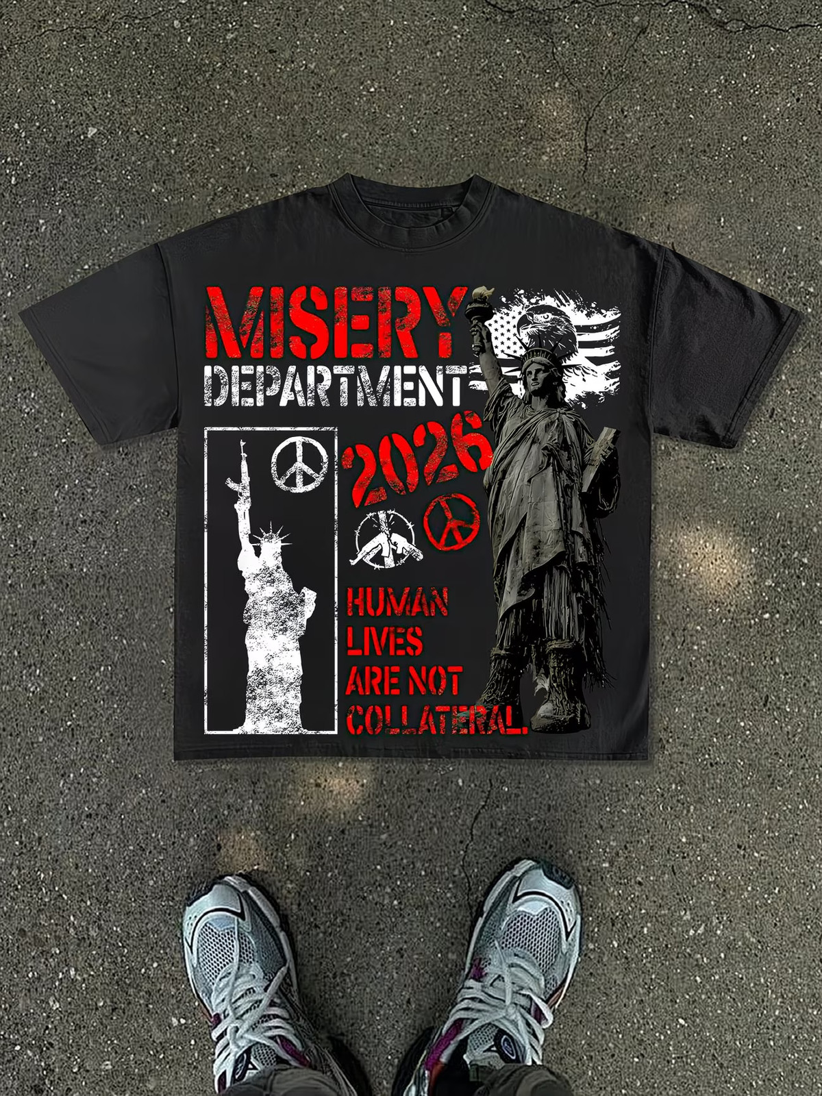 Men&rsquo;S New T-Shirt, Loose-Fitting in White, Features a Vintage Distressed Style w