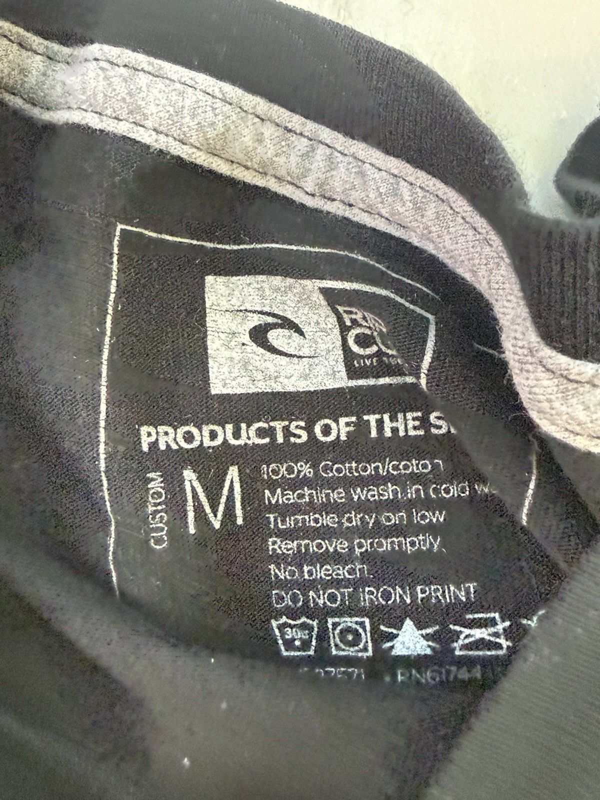 Rip Curl Live The Search Retro Graphic Black Shirt, Men M, Crew Neck Surfing