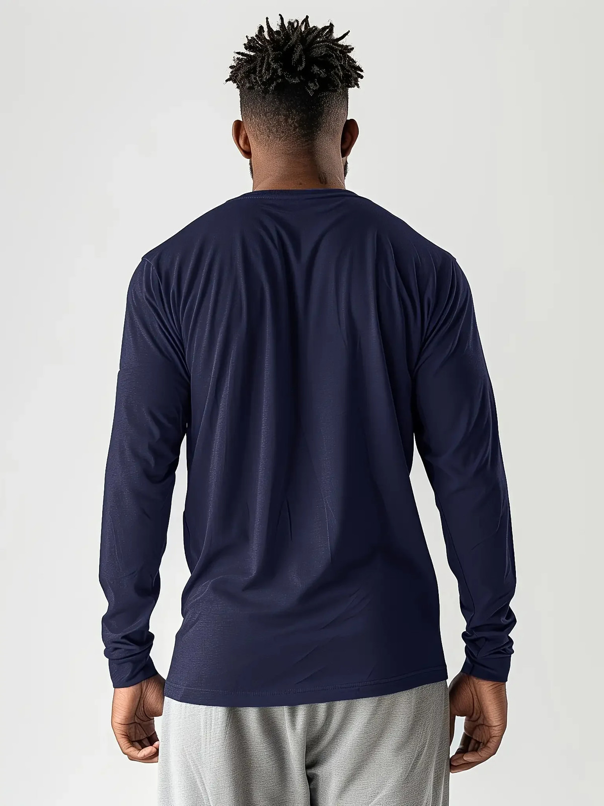 men&rsquo;s solid color round ne long sleeved T-shirt, versatile design, co