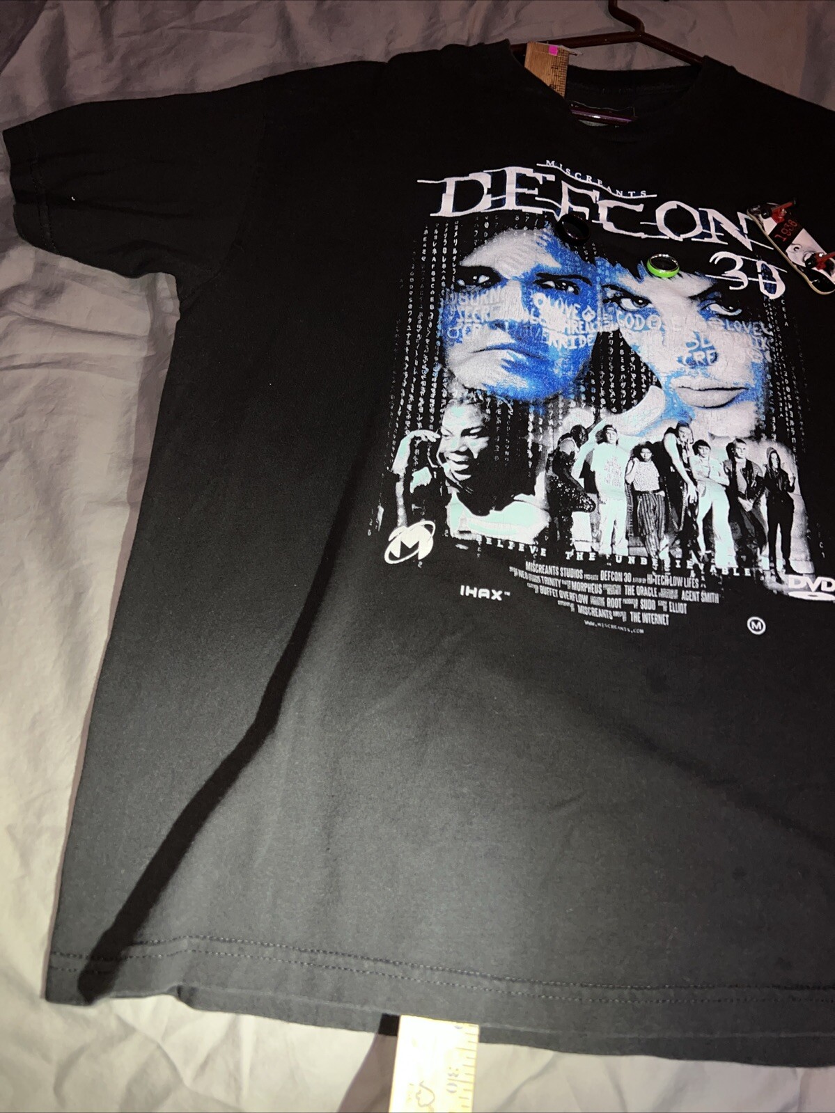 Defcon 30 Miscreats XL T-shirt Angelina Joely Sick Boy Hackerz MatrixCode