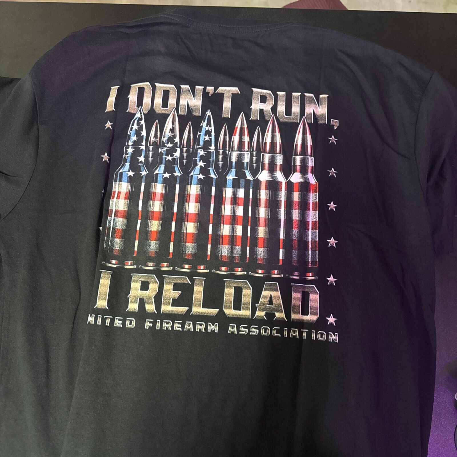 I Love My Freedom « I Don&rsquo;t Run, I Reload » Gun Graphic Tee XL
