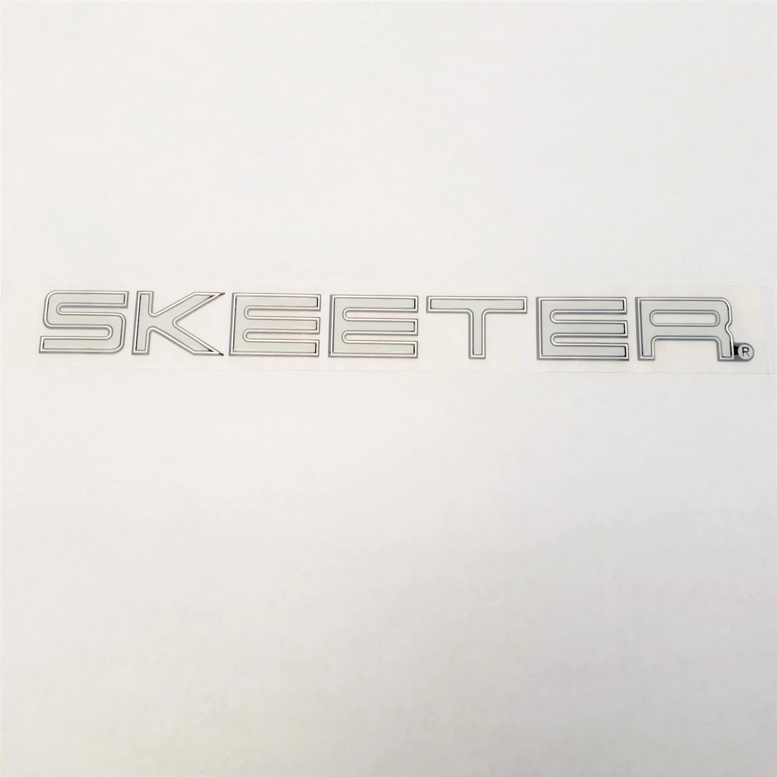 New Authentic Skeeter Emblem White 23&Prime;