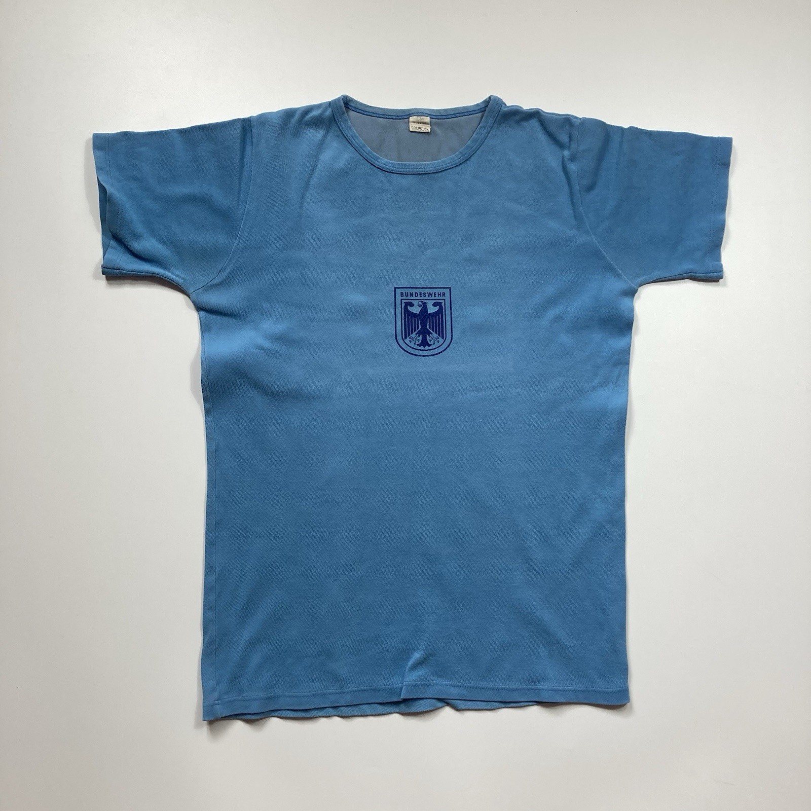 vintage bundeswehr german military training tee size 6 medium