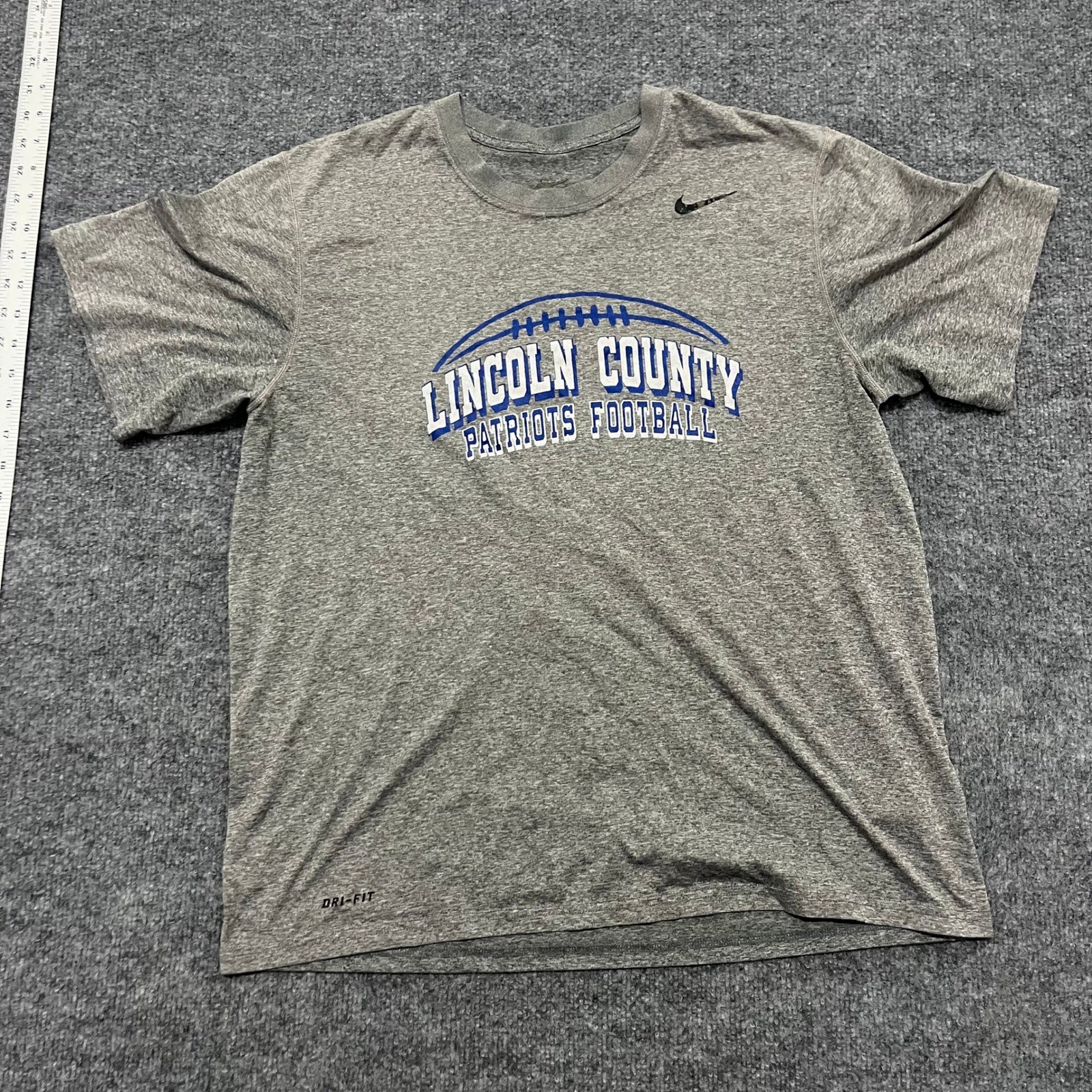 Nike T-Shirt Mens Size XL Gray Dri-Fit Lincoln County Patriots Football Athletic