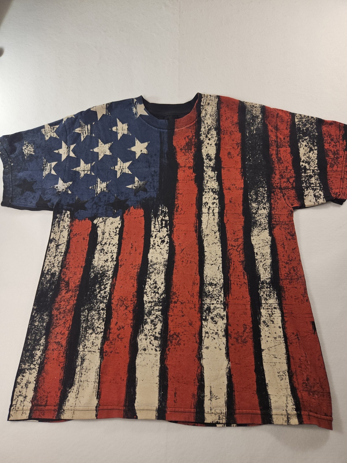DOM Men&rsquo;s T-Shirt American Flag Print Distressed Short Sleeve Size X-Large