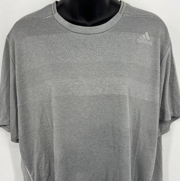 Adidas Mens Grey Tee Shirt Climate Control Size XL Extra Large Short Sleeve New