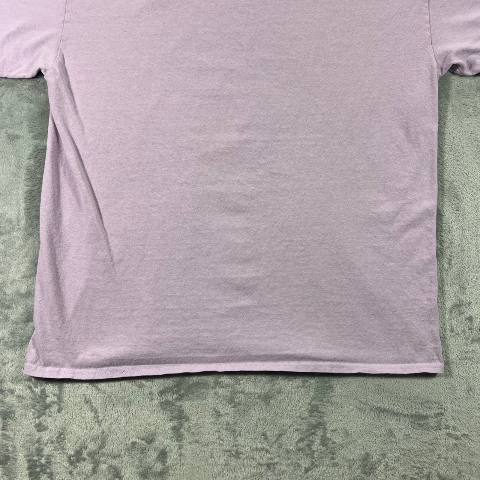RIOT SOCIETY T-Shirt Mens Large Purple Dripping Broken Heart Tee