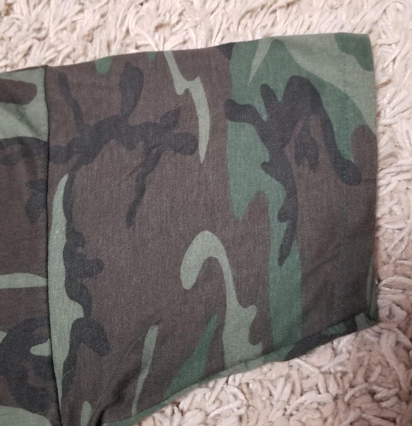 Vtg Woodland Camouflage Pocket T-Shirt Army Military Single Stitch 80s 90s USA L