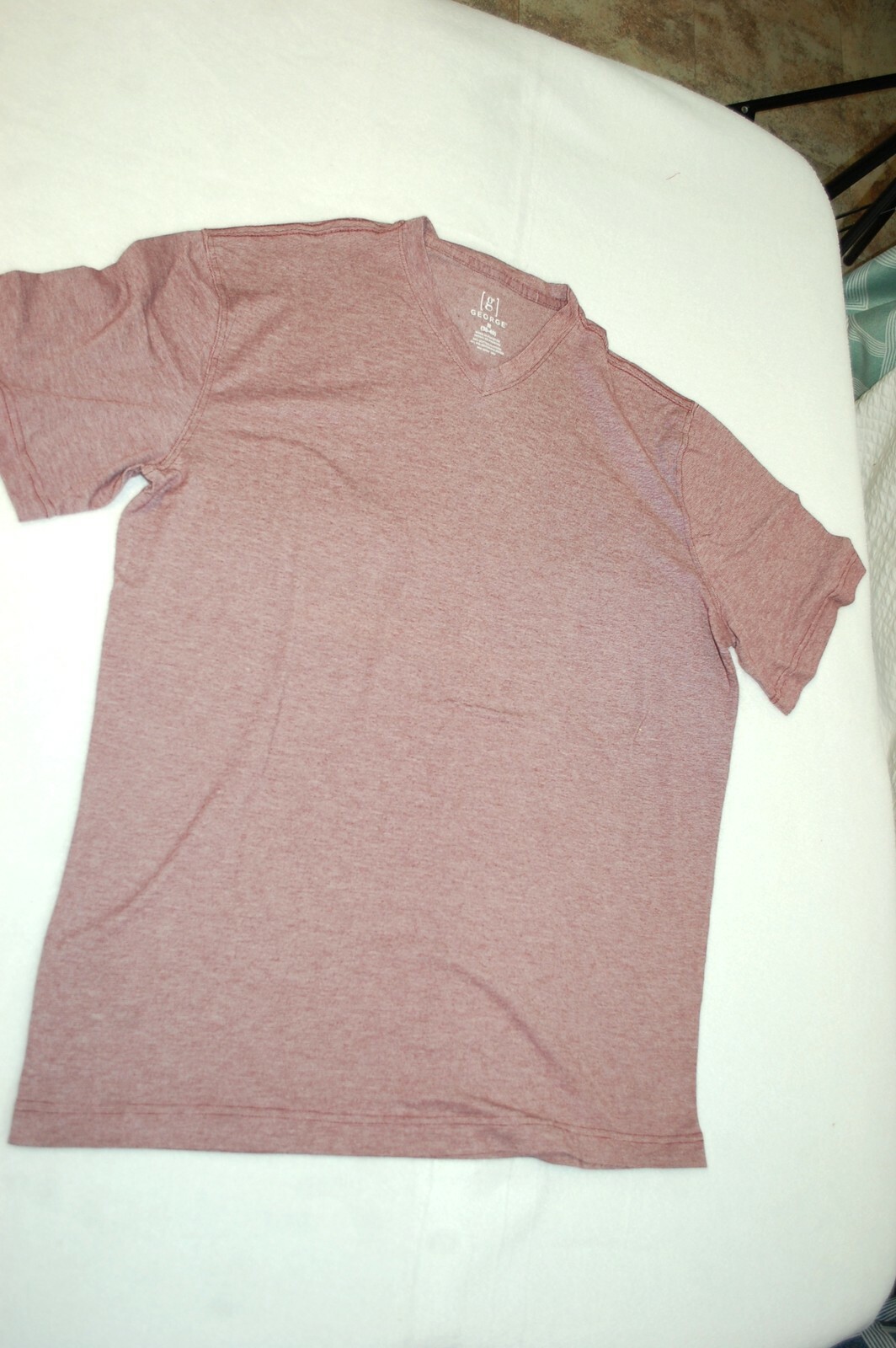 Mens S/S T-Shirt BURGUNDY w/ WHITE MICROSTRIPE V-Neck S 34-36