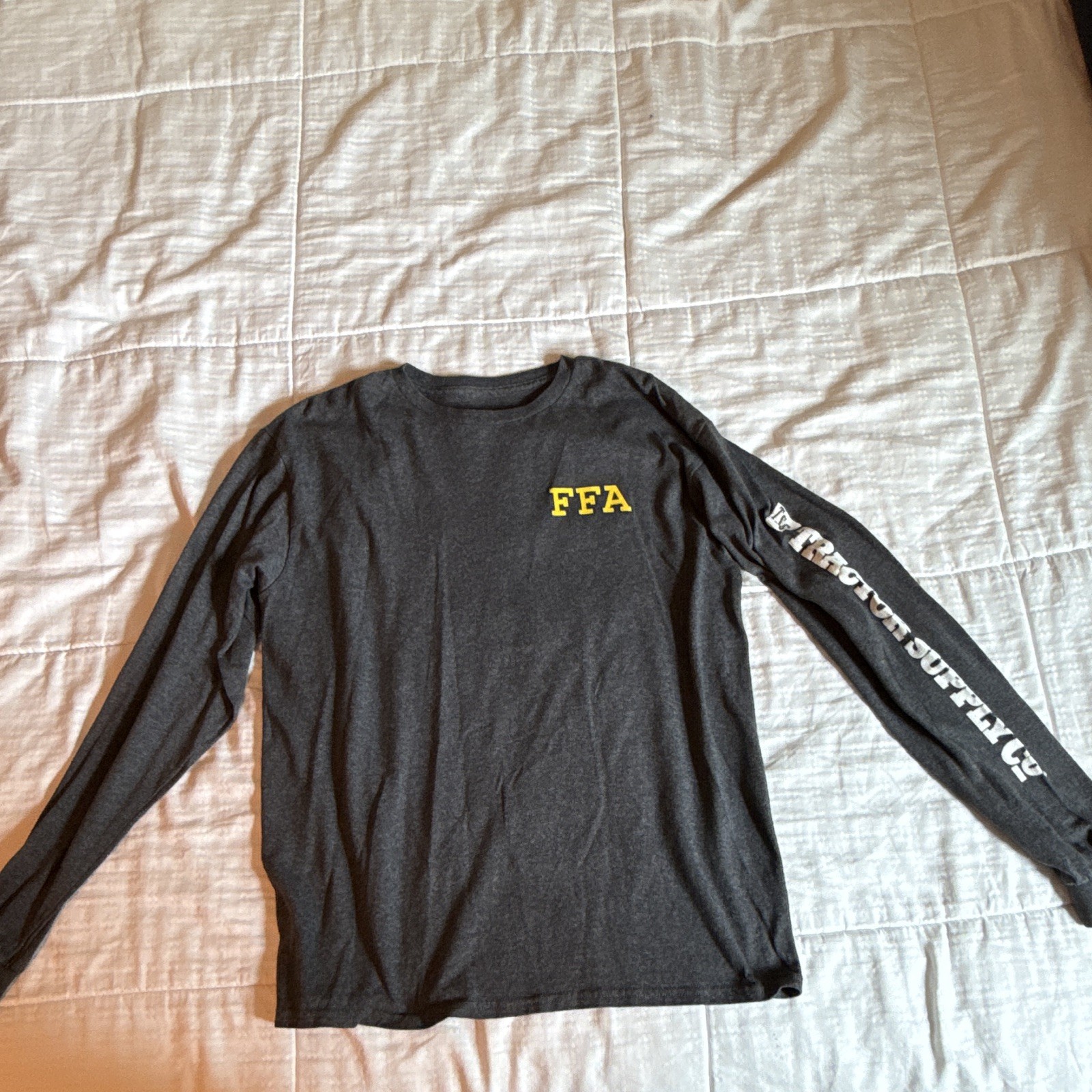 2022 Tractor Supply FFA Crewneck Long Sleeve T Shirt Men’s Medium
