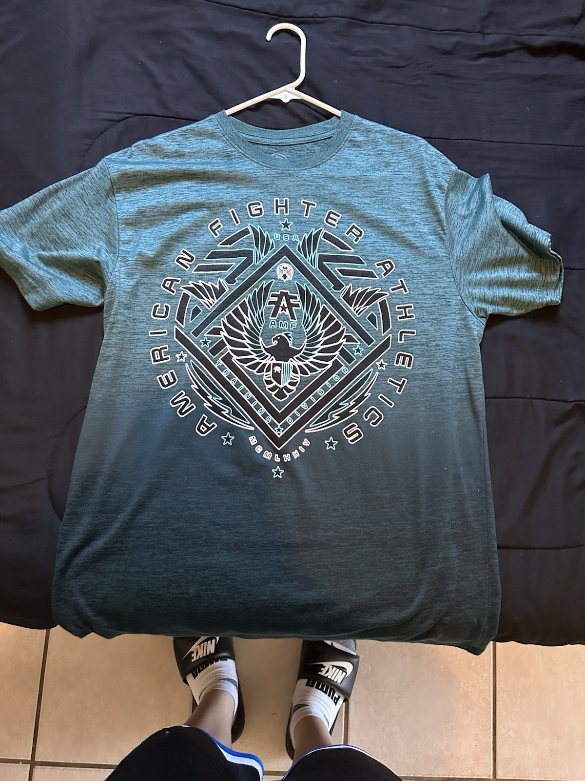 American Fighter Men&rsquo;s XL Blue Graphic Print Crew Neck Short Sleeve T-Shirt