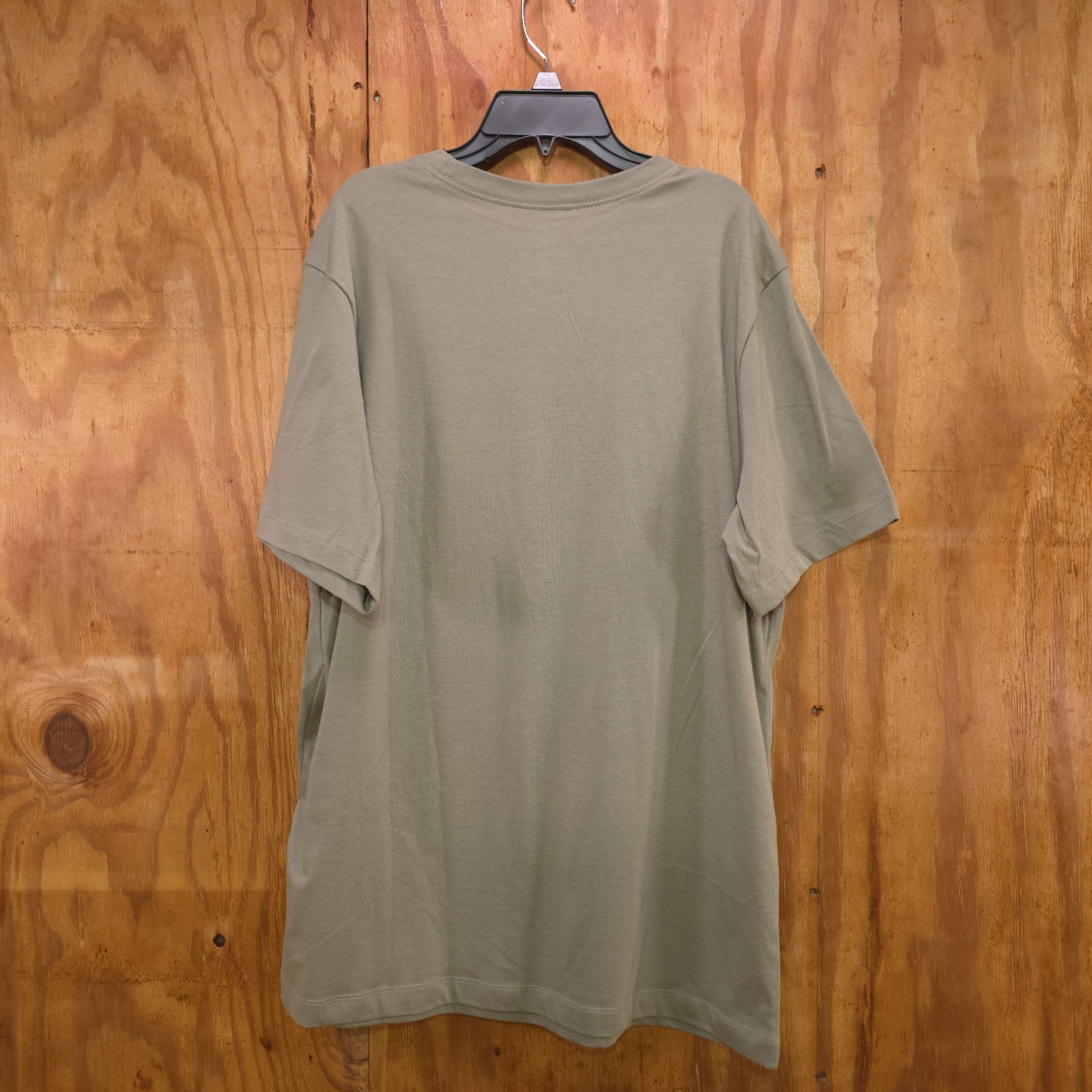 Nike T-shirt Mens Sage Green No Finish Line Tshirt Men&rsquo;s Nike Large HJ3678-320