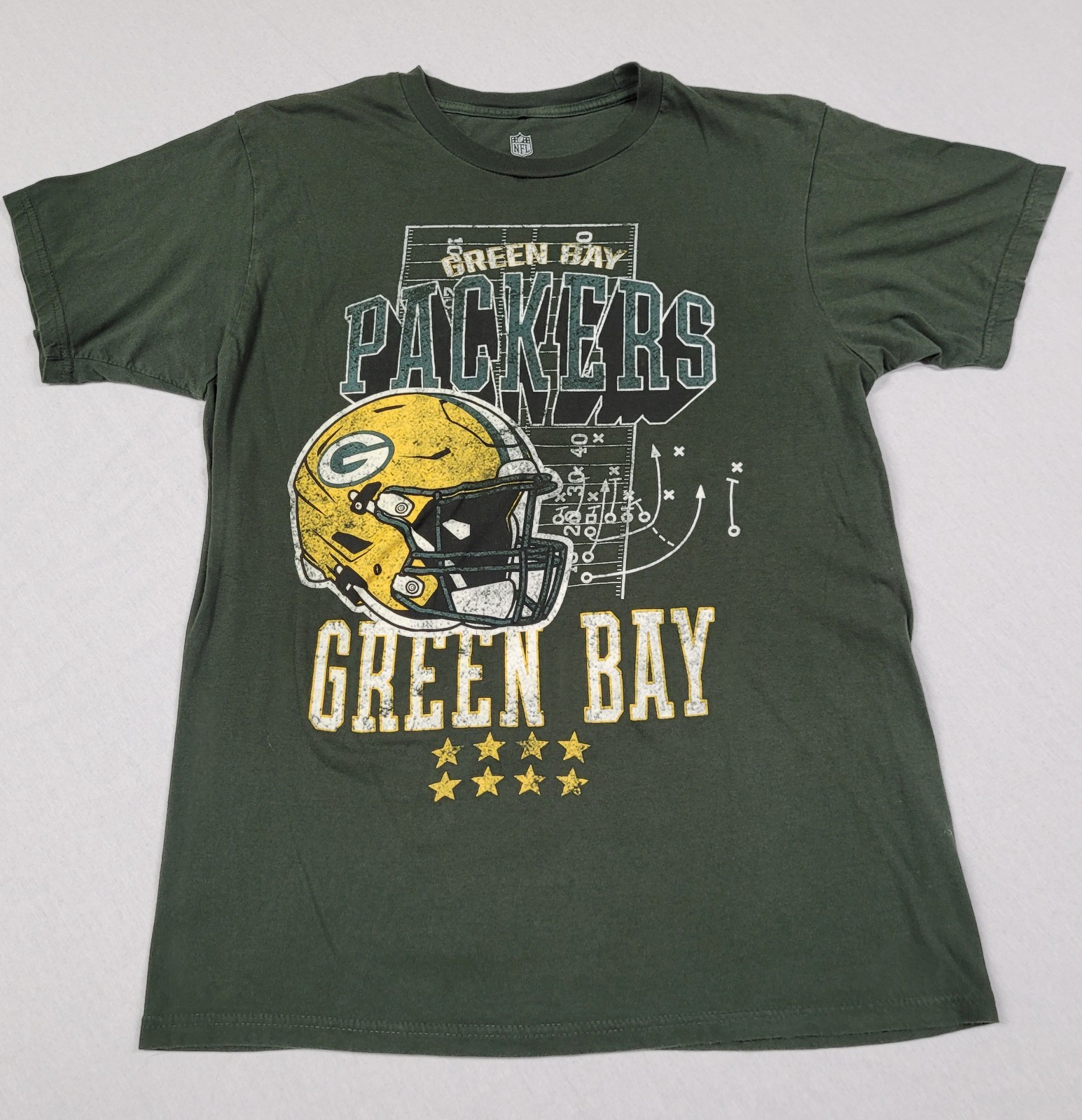 NFL Team Apparel Green Bay Packers Distressed Graphic Print T-shirt Men&rsquo;s M