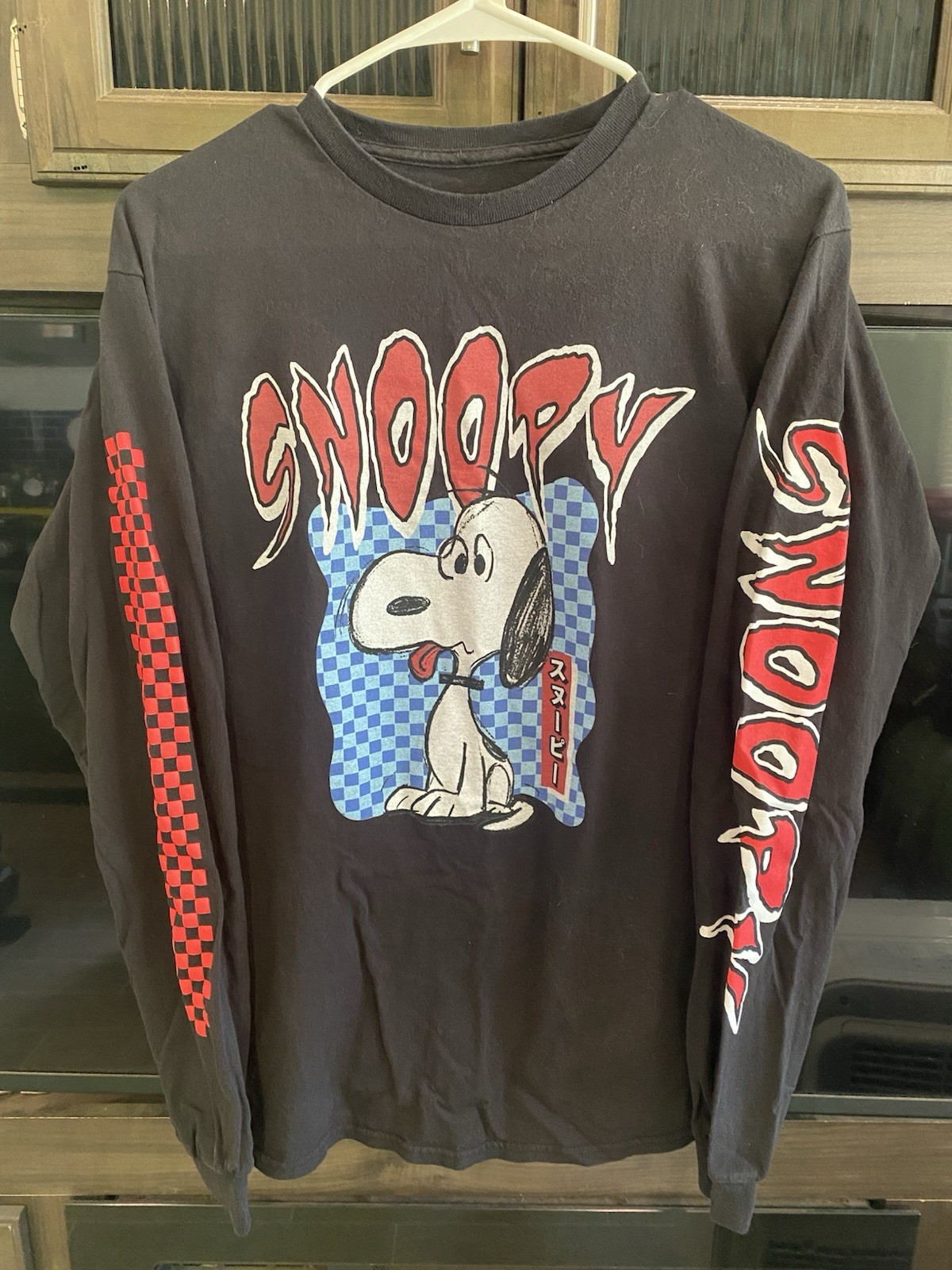 Snoopy Long Sleeve Peanuts Graphic Tee Size M