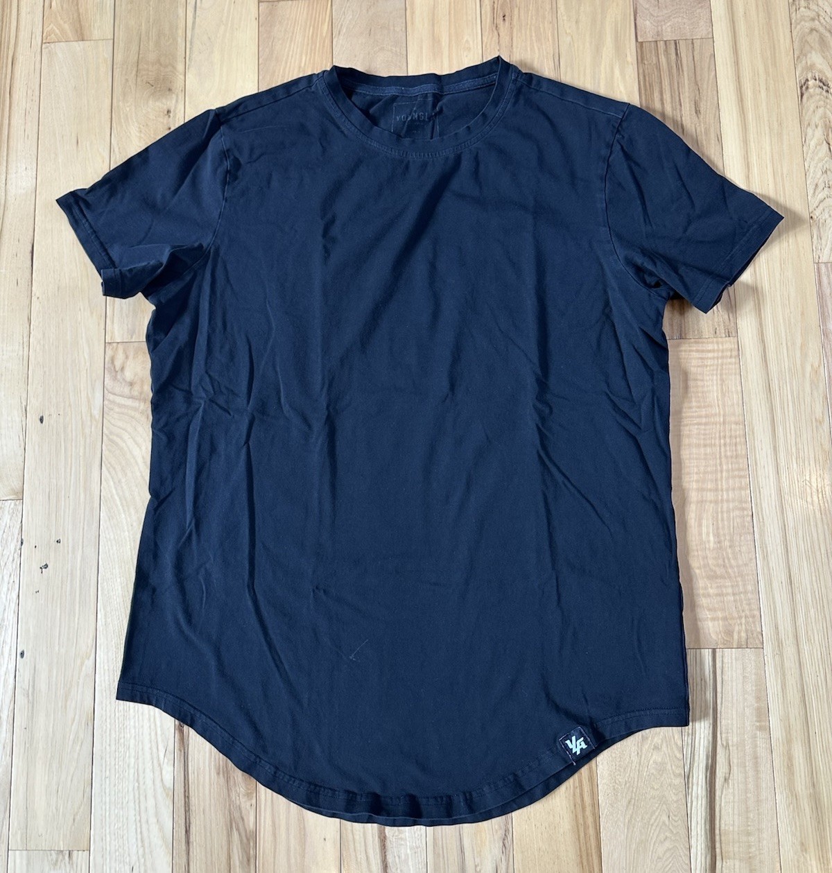 Men&rsquo;s YoungLA 402 Curved Hem Black T-Shirt Men’s Large Stretch Gym Pump
